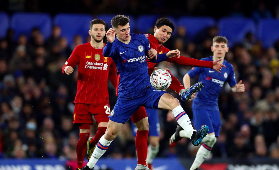 记者：因伤落选的马斯坦托诺仍加入阿根廷队的训练营