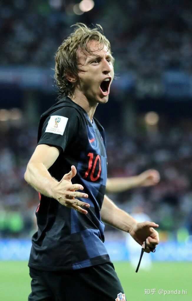 半场战报：莱切0-0维罗纳